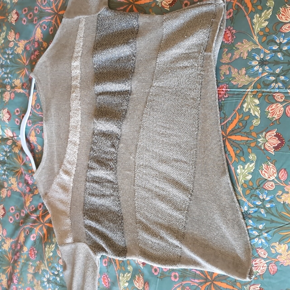 Sarah Pacini sweater - Picture 8 of 11